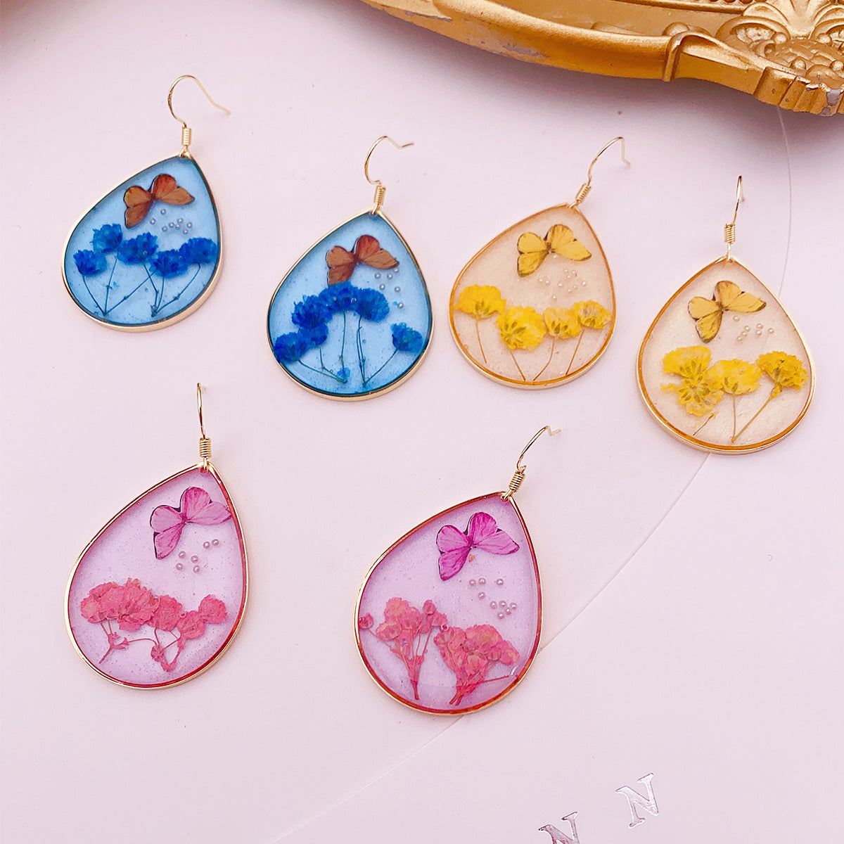 Wholesale Dried Flower Butterfly Drop Glue Preserved Flower Earrings